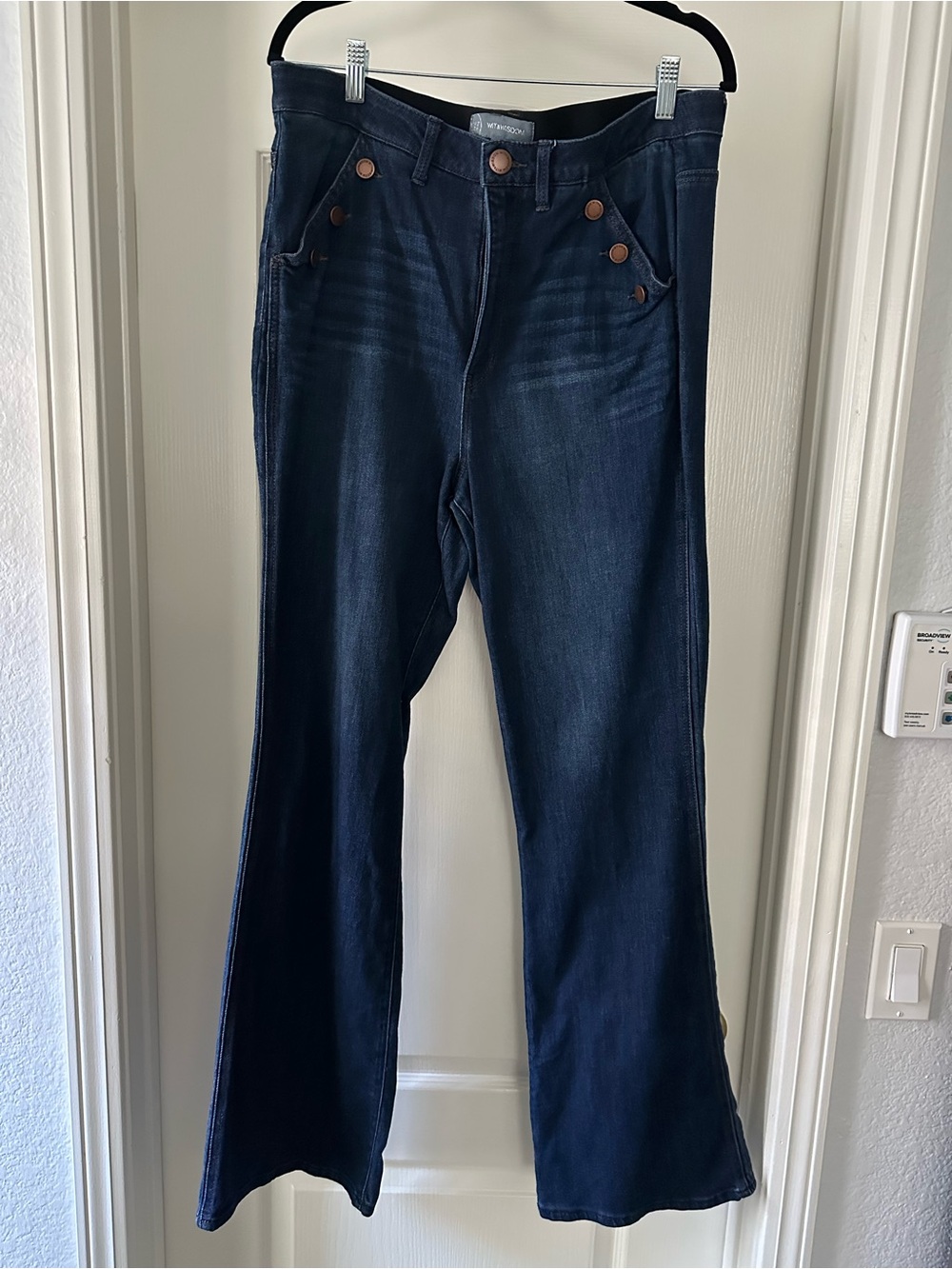 Wit & Wisdom Dark Wash Boot Cut Jeans with Cute Button Details - size 16